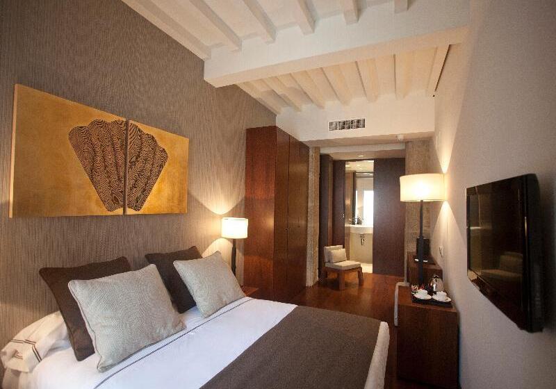 스탠다드 룸, Carrís Casa De La Troya