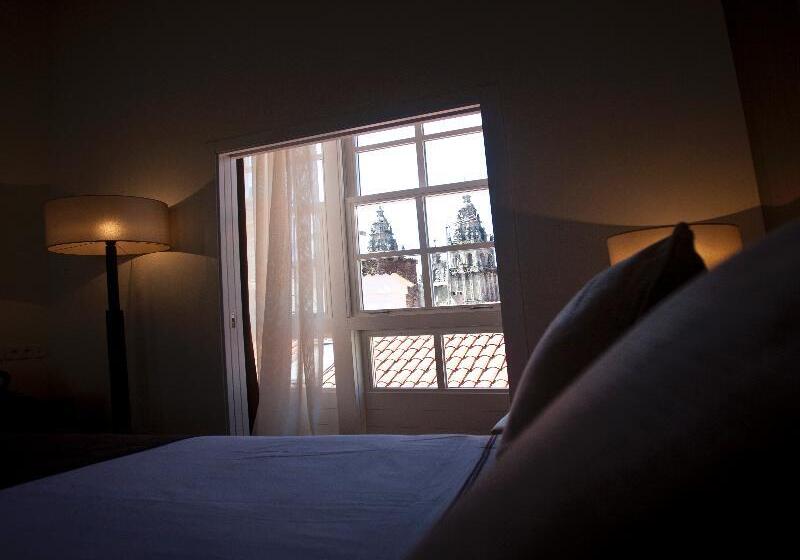 Номер Стандарт, Carrís Casa De La Troya