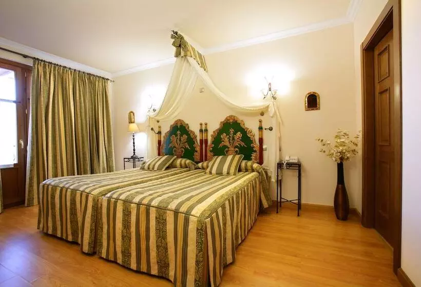 اتاق استاندارد, El Juglar