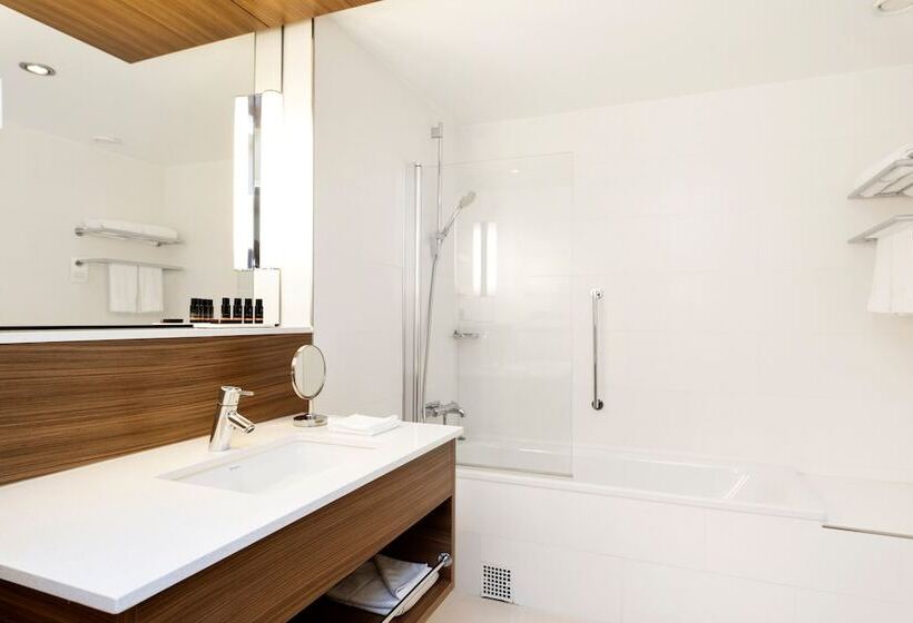 デラックスルーム, Elite Hotel Esplanade