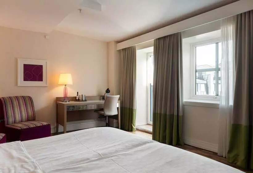 Deluxe-huone, Elite Hotel Esplanade