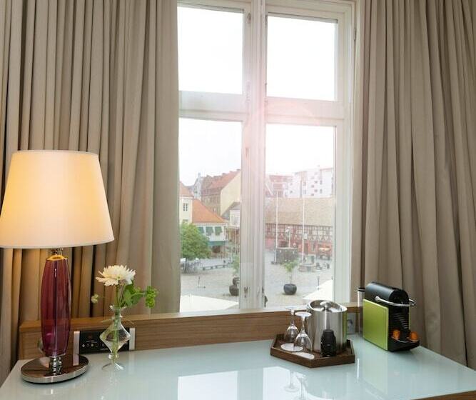 デラックスルーム, Elite Hotel Esplanade