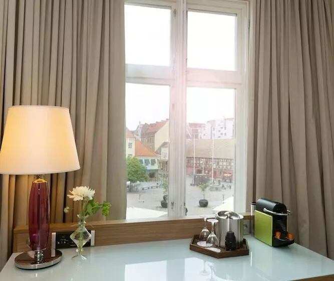 Deluxe-huone, Elite Hotel Esplanade