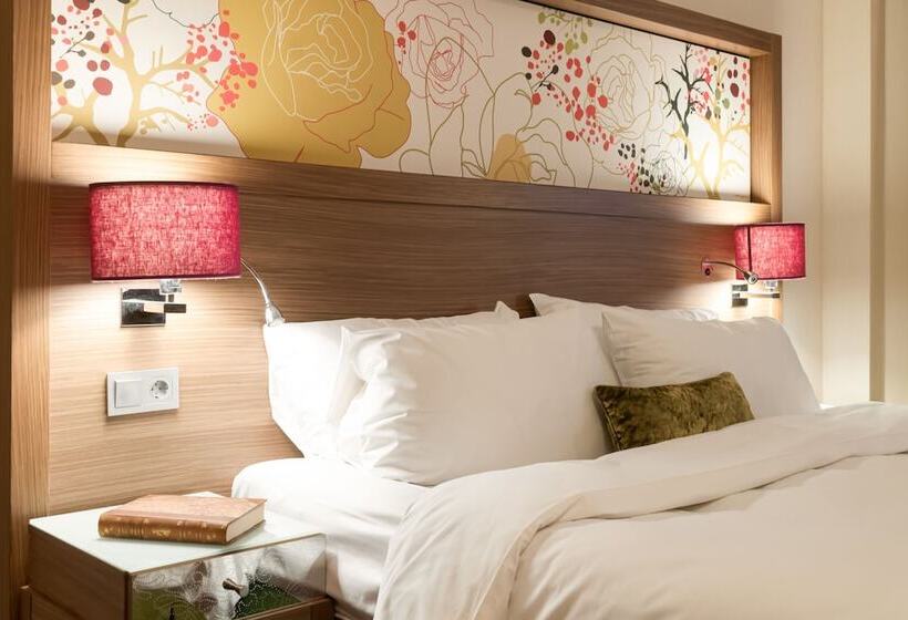 デラックスルーム, Elite Hotel Esplanade