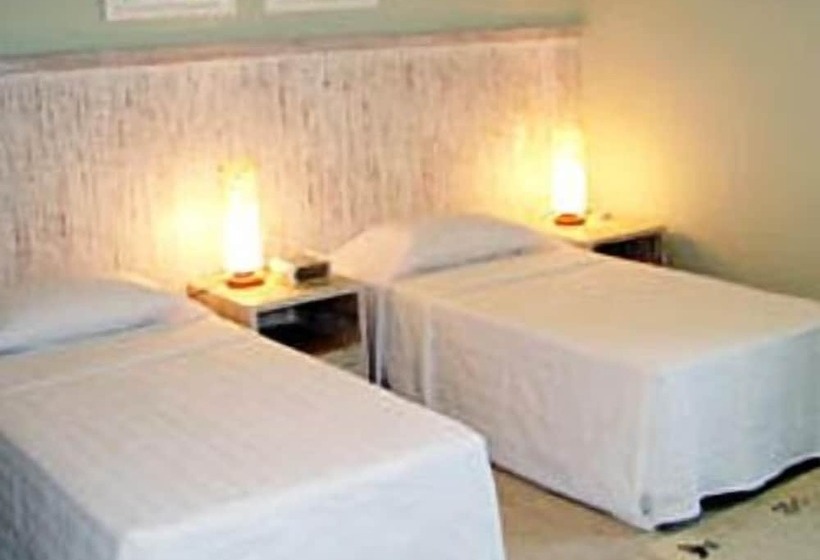 디럭스 트리플 룸, Farol De Itapua Praia