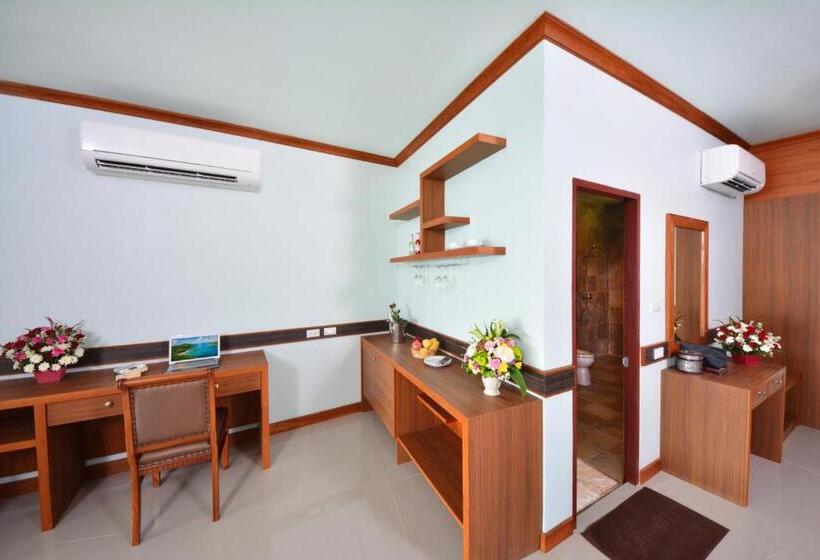 Номер Deluxe Вид на Море, Haad Yao Bayview Resort & Spa Sha Plus Certified