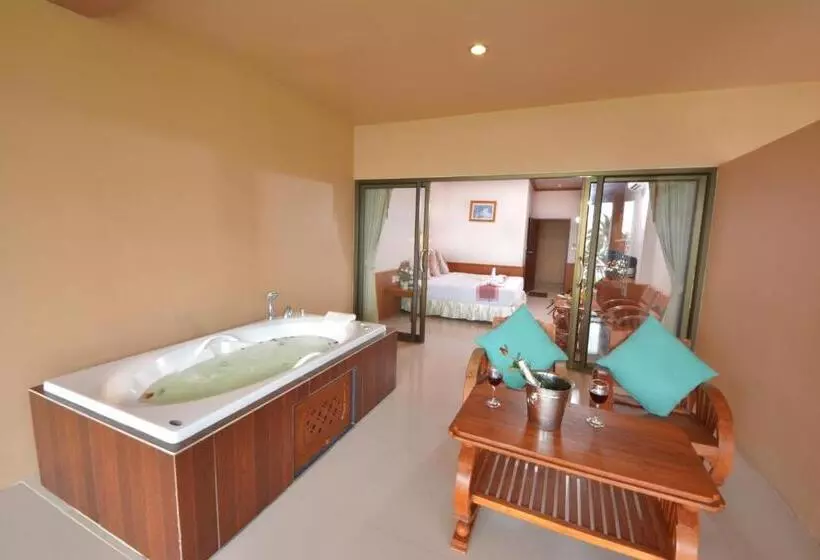سوئیت پریمیوم, Haad Yao Bayview Resort & Spa Sha Plus Certified