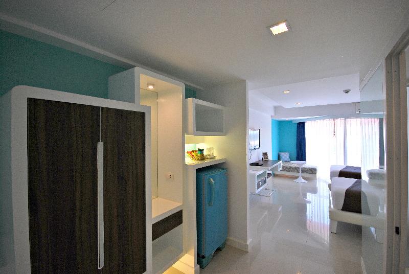 スーペリアールーム, Hinn Namm