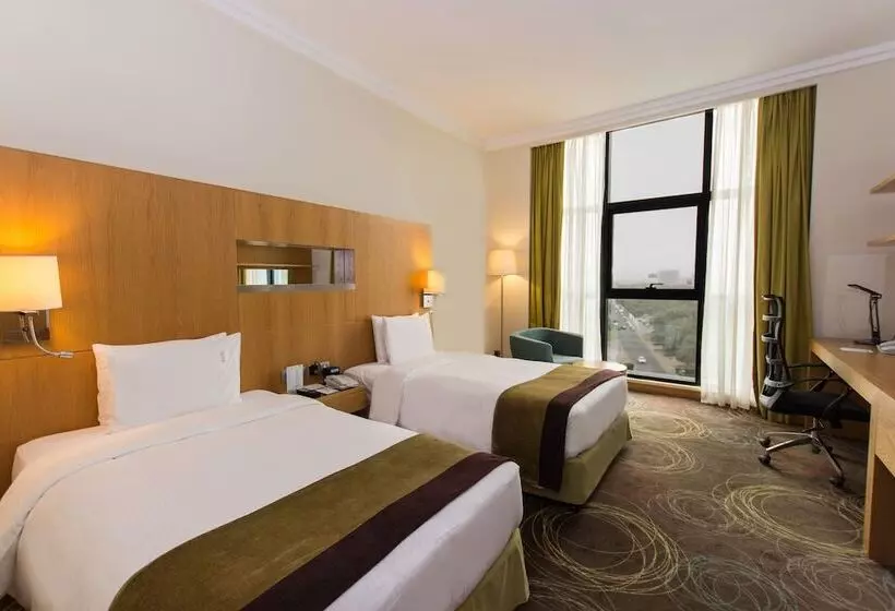 スタンダードシティビュールーム, Holiday Inn Abu Dhabi, An Ihg
