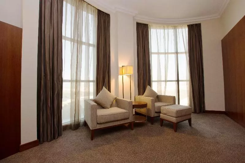 プレミアムルーム, Holiday Inn Abu Dhabi, An Ihg
