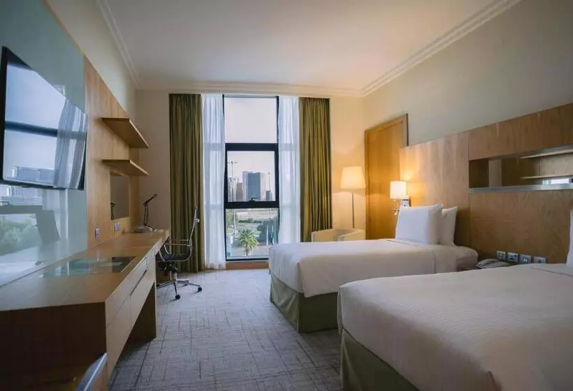 スタンダードシティビュールーム, Holiday Inn Abu Dhabi, An Ihg