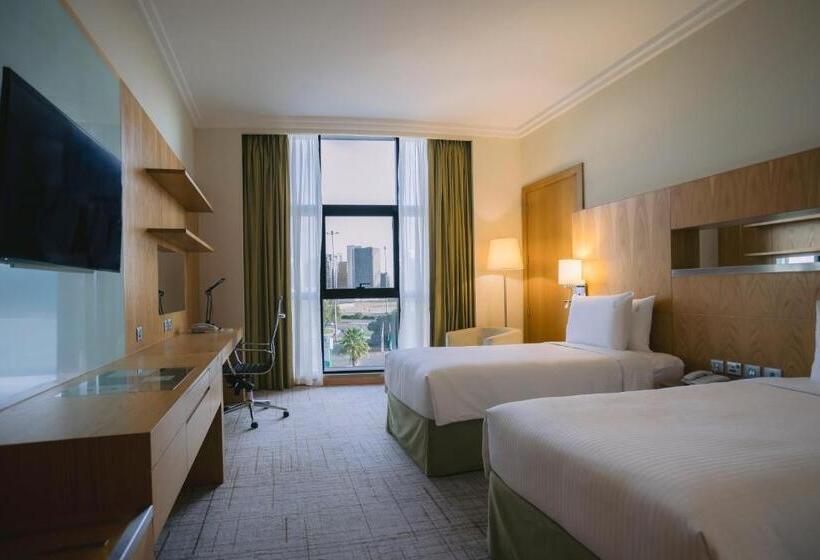 Номер Стандарт Вид на Город, Holiday Inn Abu Dhabi, An Ihg