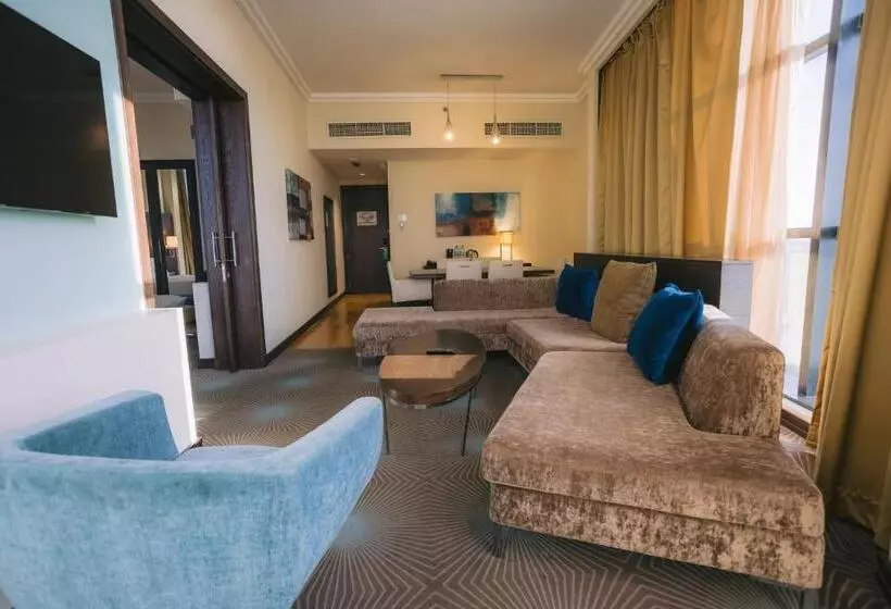 スイート, Holiday Inn Abu Dhabi, An Ihg
