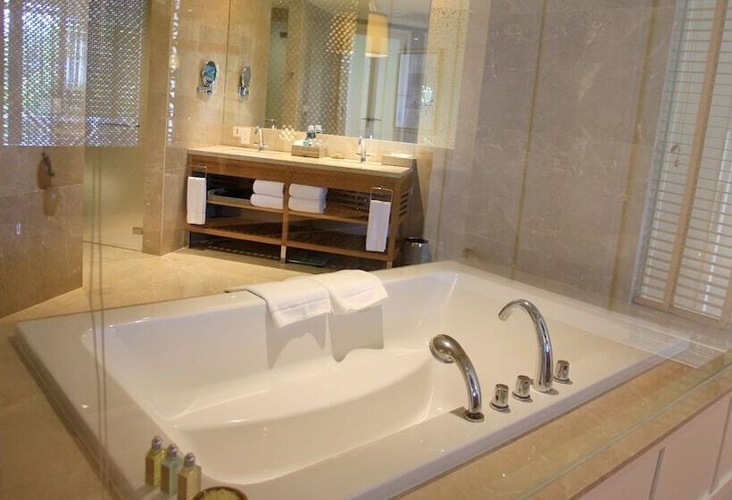 Suíte Club, Intercontinental Hua Hin Resort, An Ihg