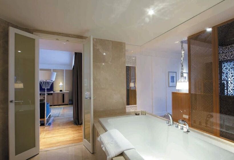 Suíte Club, Intercontinental Hua Hin Resort, An Ihg