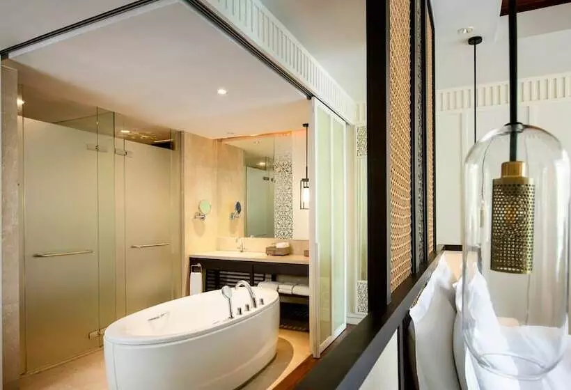 キングサイズベッドのクラブルーム, Intercontinental Hua Hin Resort, An Ihg