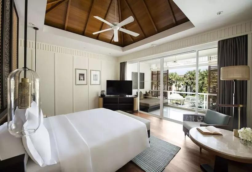 キングサイズベッドのクラブルーム, Intercontinental Hua Hin Resort, An Ihg