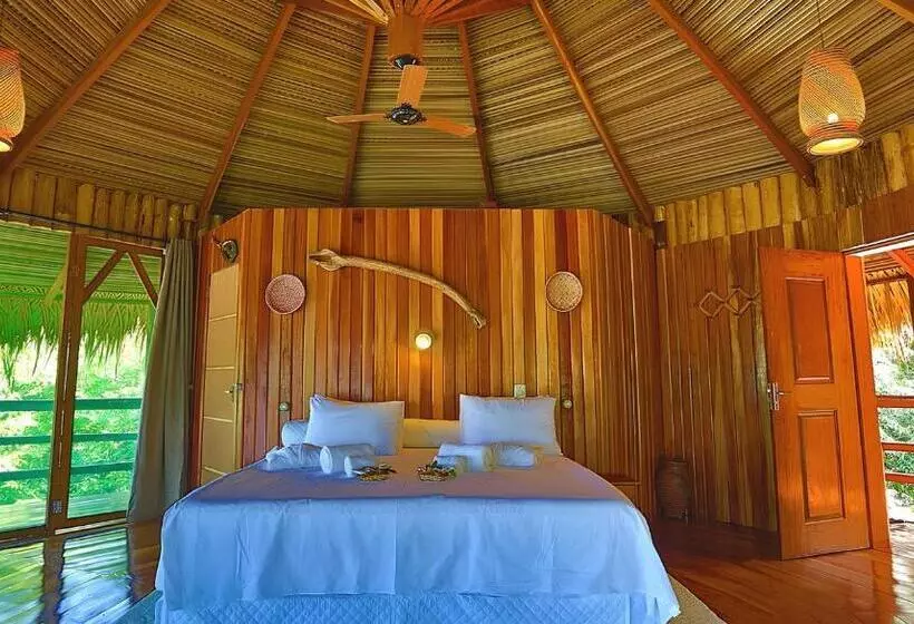 Deluxe Zimmer Kingsize Bett, Juma Amazon Lodge