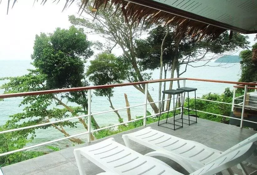デラックスキャビン, Koh Jum Resort
