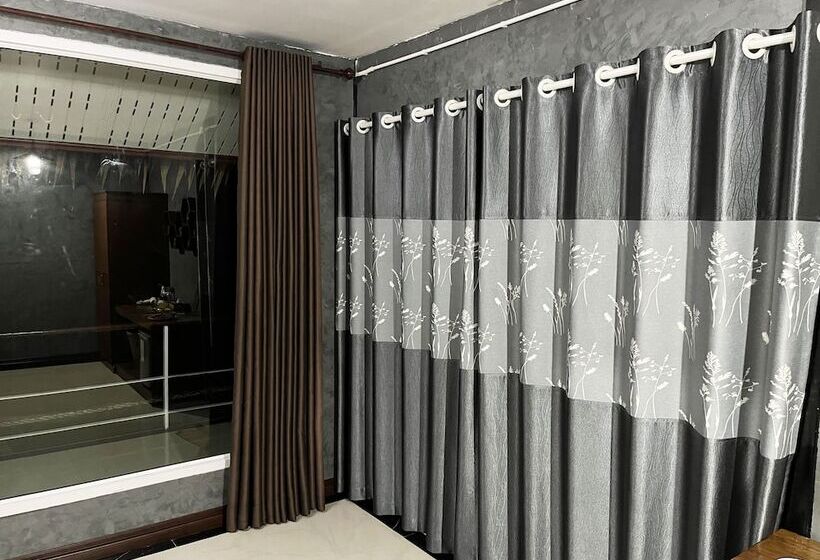 豪华小屋, Koh Jum Resort