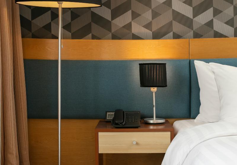 اتاق لوکس, La Casa Hanoi