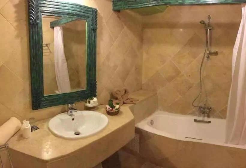 اتاق استاندارد یک نفره, Miramar Sharm El Kantaoui