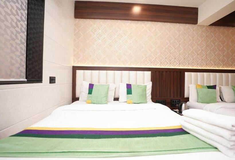 Семейный Номер, Neelkiran