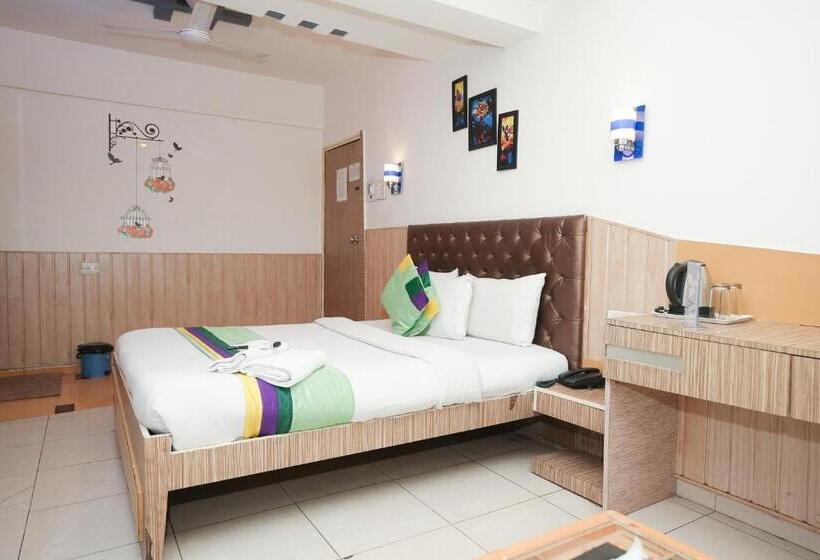 Номер Deluxe, Neelkiran