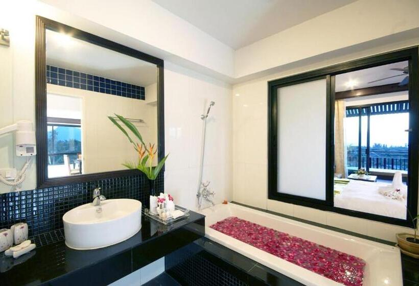 סוויטה, Palm Paradise Resort