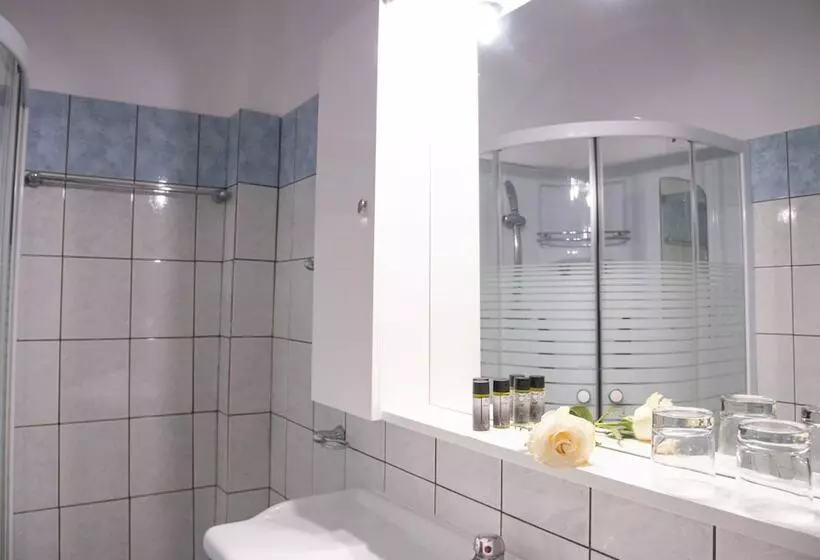Standard-huone Sivuttainen Merinäkymä, Poseidon Beach
