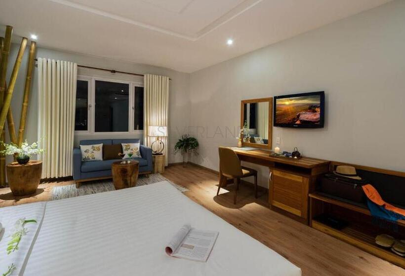 带大床的套房, Silverland Yen