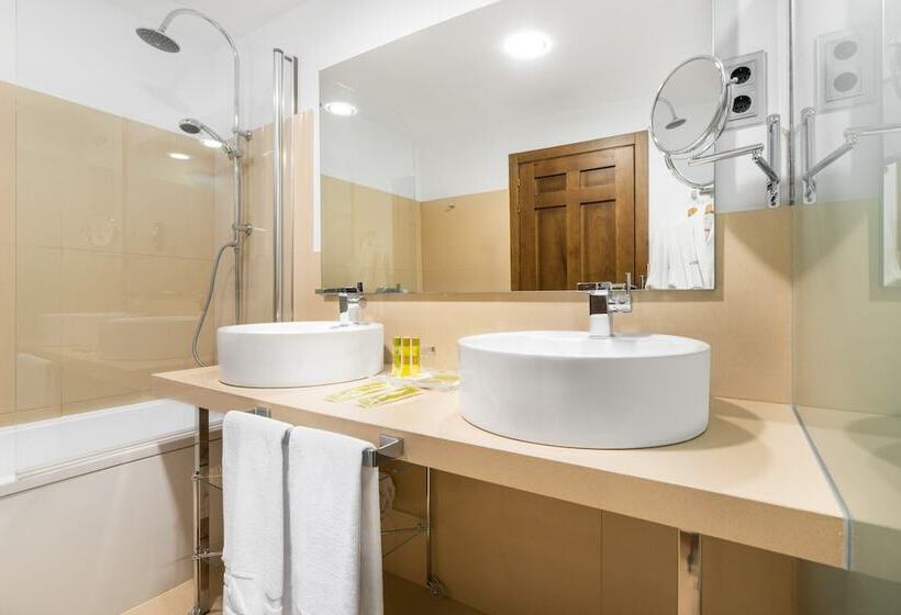 Номер Deluxe, áurea Palacio De Sober By Eurostars Hotel Company