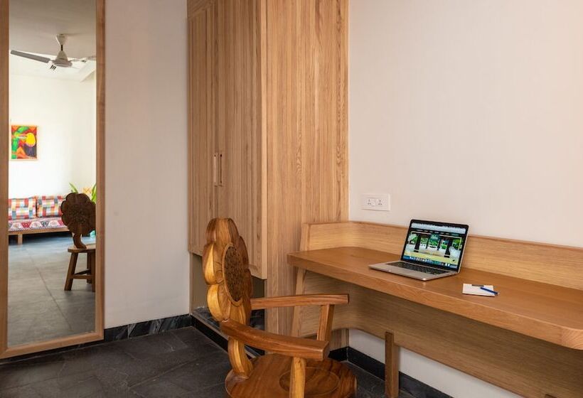 جناح جونيور, Beleza By The Beach