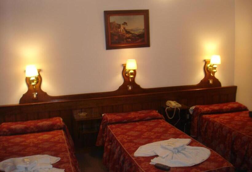 اتاق استاندارد سه نفره, Berlin