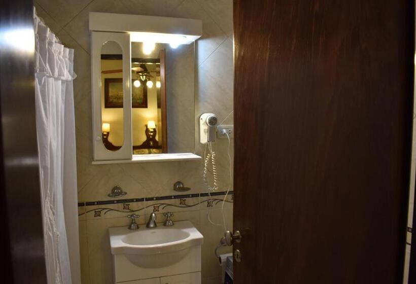 اتاق سوپریور سه تخته, Berlin