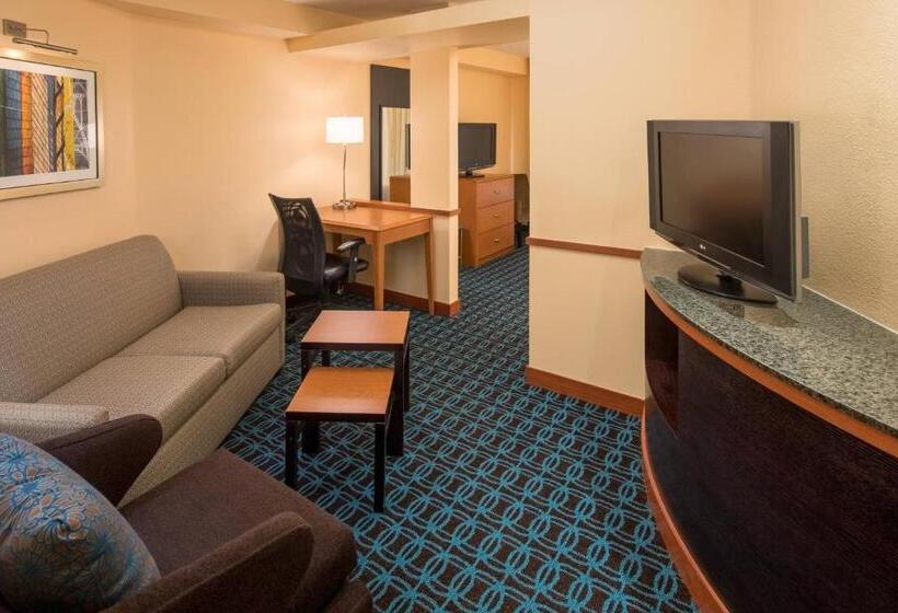 스위트 킹사이즈 침대, Fairfield Inn & Suites By Marriott Portland North