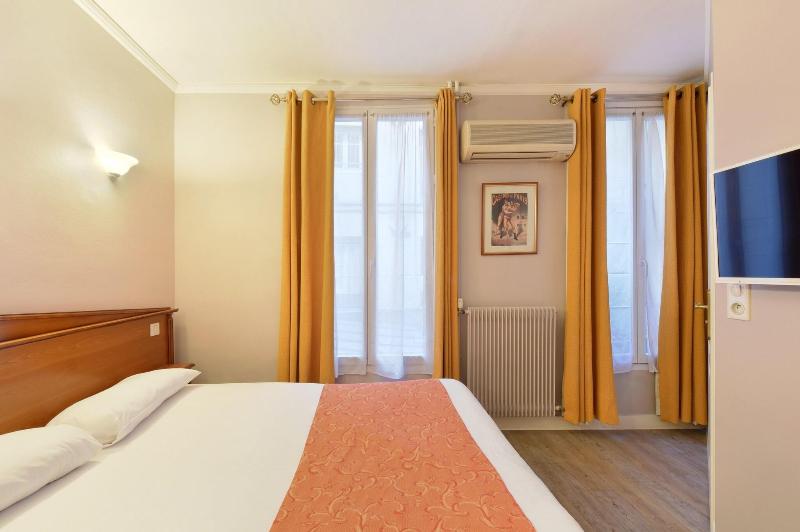 4인용 스탠다드 룸, Graf Zeppelin