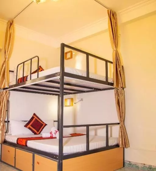 تختخواب در اتاق مشترک, Hanoi City Backpackers Hostel