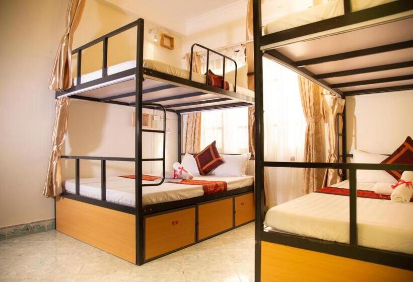 Vuode Makuusalissa, Hanoi City Backpackers Hostel