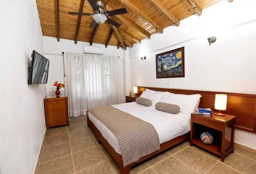 اتاق استاندارد یک نفره, La Campana Hotel Boutique