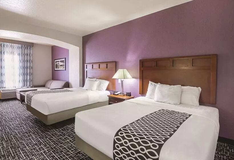 デラックススイート, La Quinta By Wyndham Bowling Green