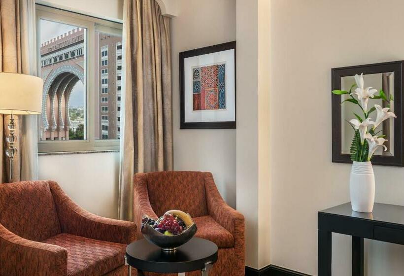 Номер Deluxe, Oaks Ibn Battuta Gate Dubai