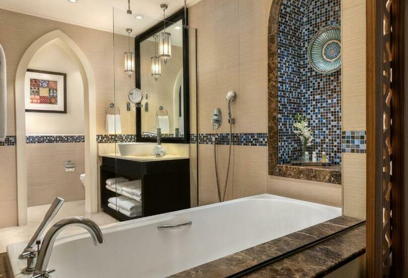 غرفة تنفيذية, Oaks Ibn Battuta Gate Dubai