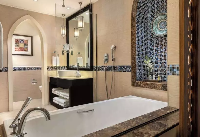 デラックスルーム, Oaks Ibn Battuta Gate Dubai