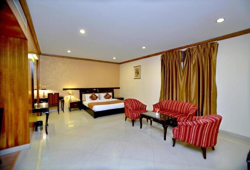 חדר דחוקס עם מיטת קינג, Pink Pearl