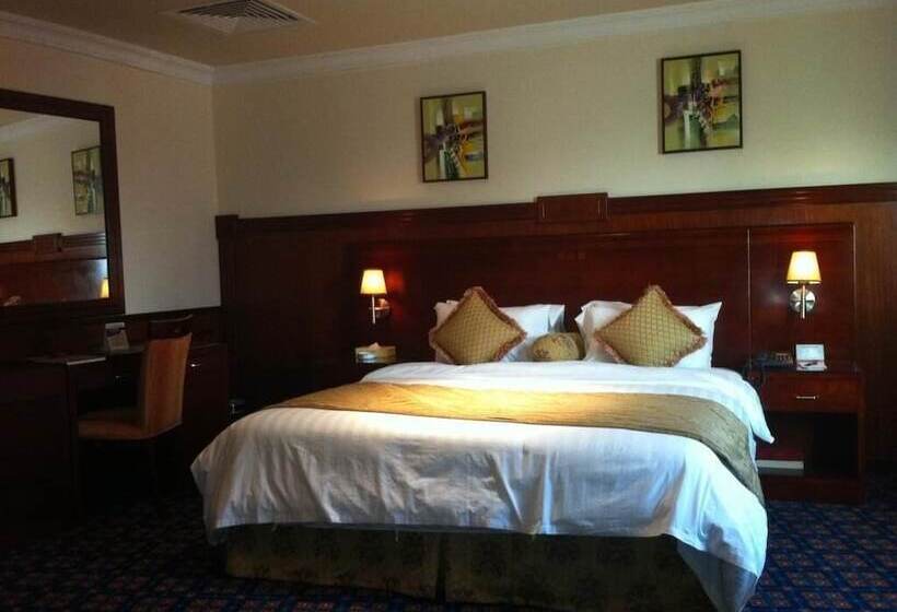 سوییت جونیور, Ramee California