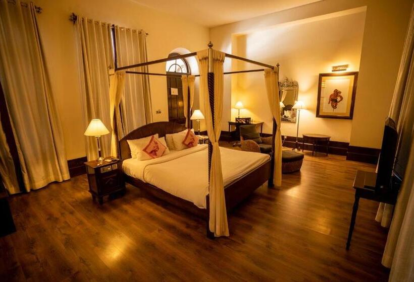 Quarto Standard Cama King, Royal Orchid Brindavan Garden Mysore