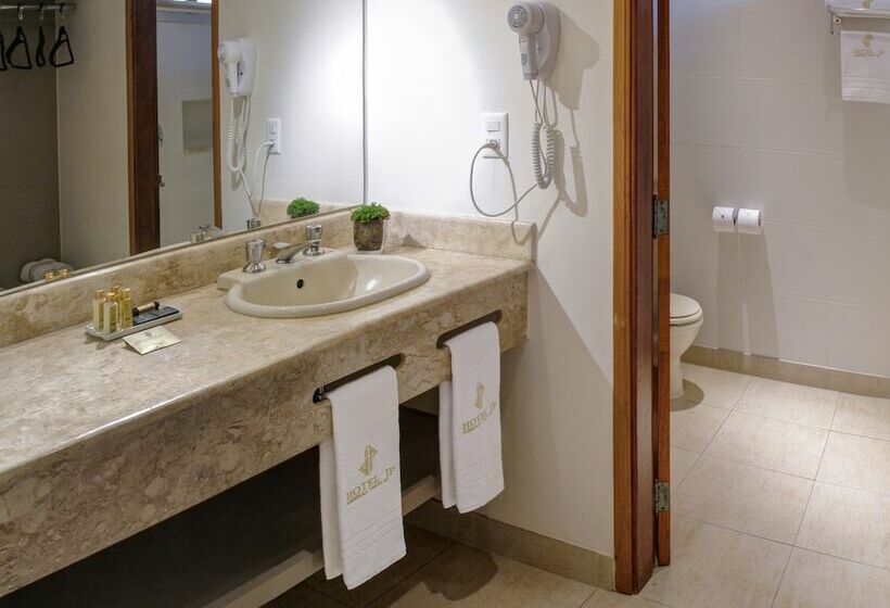 اتاق سوپریور با چشم‌انداز استخر, Royal Tulip Jp Ribeirão Preto