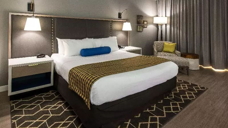اتاق لوکس با چشمانداز استخر, Royal Tulip Jp Ribeirão Preto