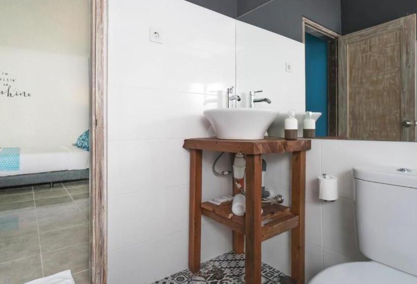 חדר דלוקס, Sanur House